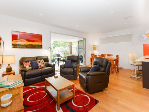 Boutique Stays - Seventh Street, House In Parkdale - Accommodation Batemans Bay 2