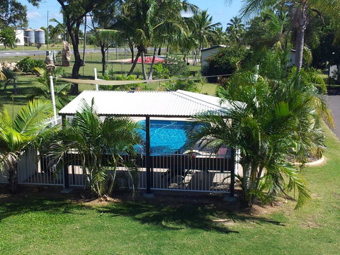 Bowen Arrow Motel - Accommodation Batemans Bay 1