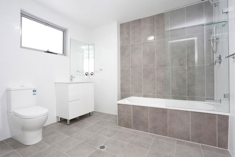 Brand New 2 Bedroom Apartment For 7 People - Accommodation Batemans Bay 2