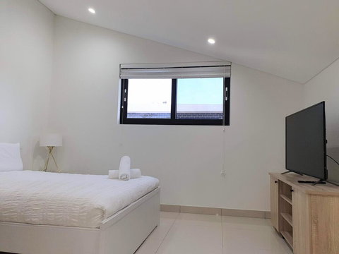 Brand New Designer Apartment - Accommodation Batemans Bay 1