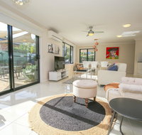 Bright Uptown - Accommodation Batemans Bay