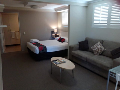 Brisbane Street Studios - Accommodation Batemans Bay 2