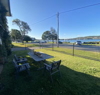 By the Lake - Lake Macquarie - Accommodation Batemans Bay