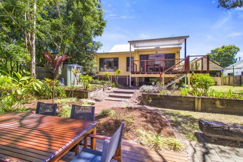 CABARITA BEACH BLISS - HOLIDAY HOME ON THE LAKE - Accommodation Batemans Bay 0
