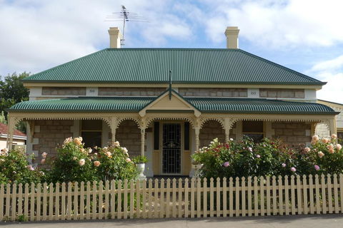 Cabernet Cottage - Accommodation Batemans Bay 1