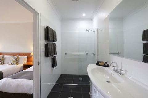 Cadman Motor Inn And Apartments - Accommodation Batemans Bay 3