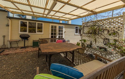 Captain Rodda's Cottage - Accommodation Batemans Bay 2