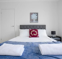 Captivating large 4BRNarre Warren - Accommodation Batemans Bay