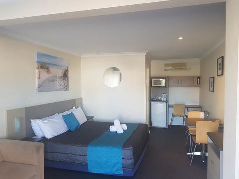 Caravilla Motor Inn - Accommodation Batemans Bay 2