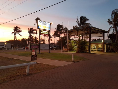Carnarvon Gateway Motel - Accommodation Batemans Bay 0