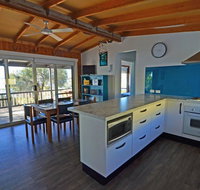 CDC-625 Beach House - Accommodation Batemans Bay