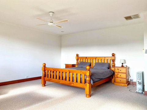 Cellar House - Accommodation Batemans Bay 1