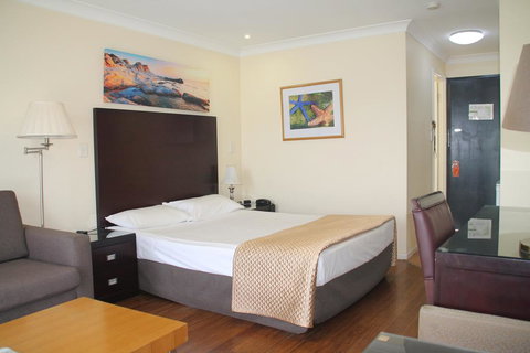 Centenary Motor Inn - Accommodation Batemans Bay 1