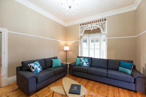 Central Charm - Accommodation Batemans Bay 3