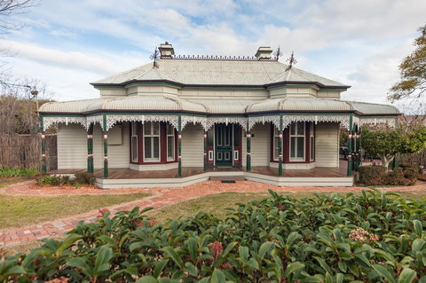 Central Charm - Accommodation Batemans Bay 1