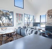 Chalet Deich - Pearse Apt 3 - Ski in ski out - Accommodation Batemans Bay