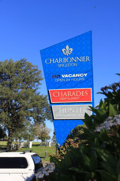 Charbonnier Motor Inn - Accommodation Batemans Bay 3