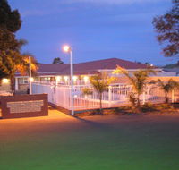 Charles Rasp Motor Inn  Cottages - Accommodation Batemans Bay