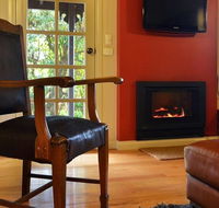 Circa Red London Daylesford - Accommodation Batemans Bay