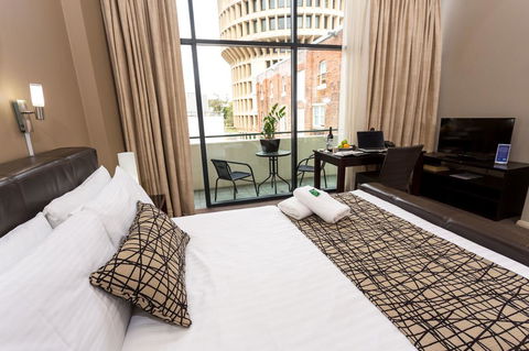 Clarendon Hotel - Accommodation Batemans Bay 0