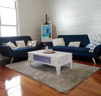 Classic Q'slander Huge Deck Pool Cowboy Stadium - Accommodation Batemans Bay