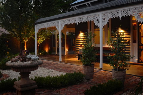 Clement House - Accommodation Batemans Bay 0