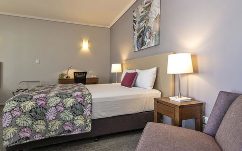 Coachmans Inn Warwick - Accommodation Batemans Bay 1