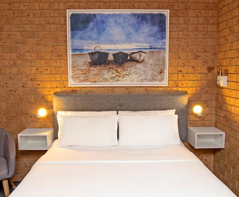 Coast Inn Motel - Accommodation Batemans Bay 0
