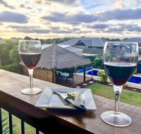 Coastal Paradise Holiday Home Swimming Pool  WiFi - Accommodation Batemans Bay