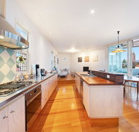 Coastal Penthouse at Coogee Beach - Accommodation Batemans Bay