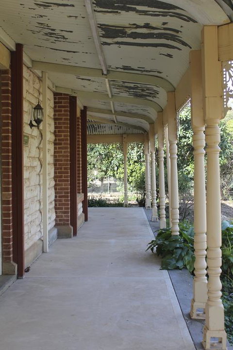 Cockburn House - Accommodation Batemans Bay 3
