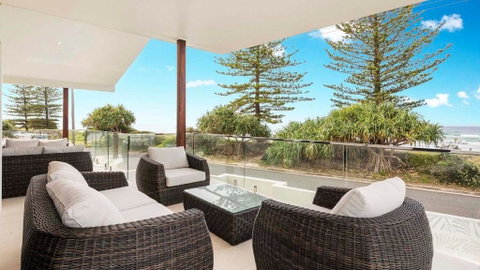 Coco De Mer Beach Villa - Accommodation Batemans Bay 0