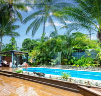 Coconut Blue Front - Palm Cove - Accommodation Batemans Bay