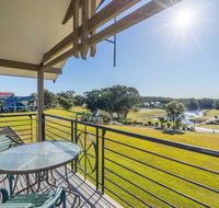 Condo 108  Horizons Resort  Golf stunning course  lake Views - Accommodation Batemans Bay