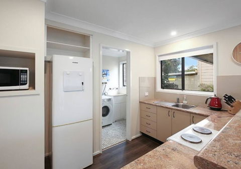 Convenient Location, Close To Tuggerah Lake - Accommodation Batemans Bay 2