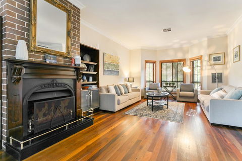 Coolabah - Accommodation Batemans Bay 0