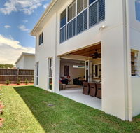 Coolum Street 41 Dicky Beach - Accommodation Batemans Bay