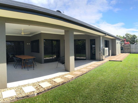 Cooya Beach - Ultimate Tropical Getaway - Accommodation Batemans Bay 0