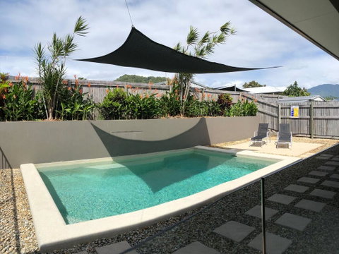 Cooya Beach - Ultimate Tropical Getaway - Accommodation Batemans Bay 2