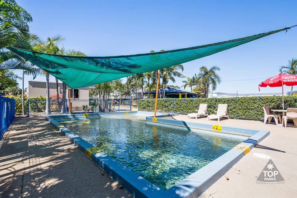 Mount Louisa QLD Accommodation Batemans Bay
