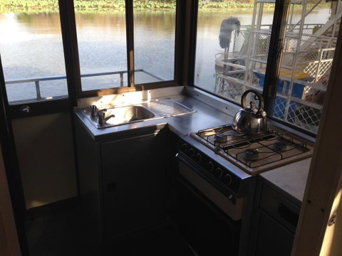 Corroboree Houseboats - Accommodation Batemans Bay 2
