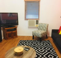 Cottage on Cork -Laffin Cottage - Accommodation Batemans Bay