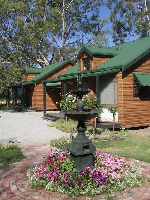 Cottages On Edward - Accommodation Batemans Bay 3