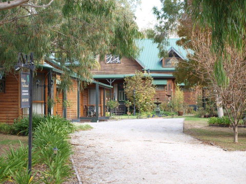 Cottages On Edward - Accommodation Batemans Bay 2