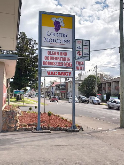 Country Motor Inn - Accommodation Batemans Bay 3