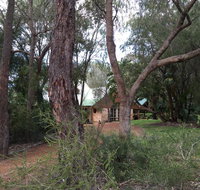 Country Retreat on 1 acre with pool hot tub surrounded by trees - Accommodation Batemans Bay