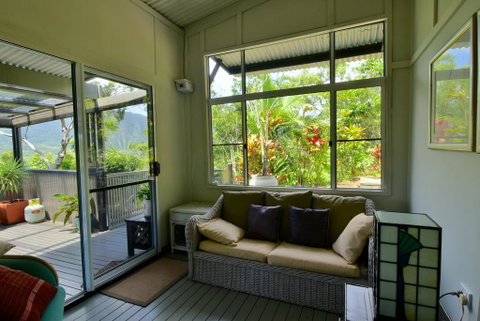Cow Bay Hilltop Escape - Accommodation Batemans Bay 1
