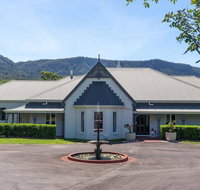 Cowley House - stunning entertainer views pool - Accommodation Batemans Bay