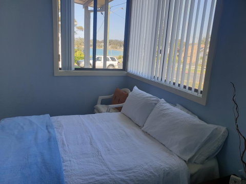 Cozy Beach Weekender - Accommodation Batemans Bay 0