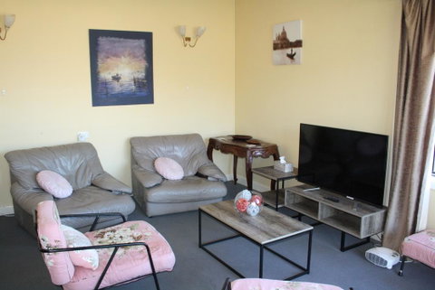 Cozy Beach Weekender - Accommodation Batemans Bay 2